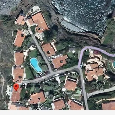 La Pardela Oceanfront Apartman *